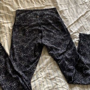 Full length Lululemon high rise pants